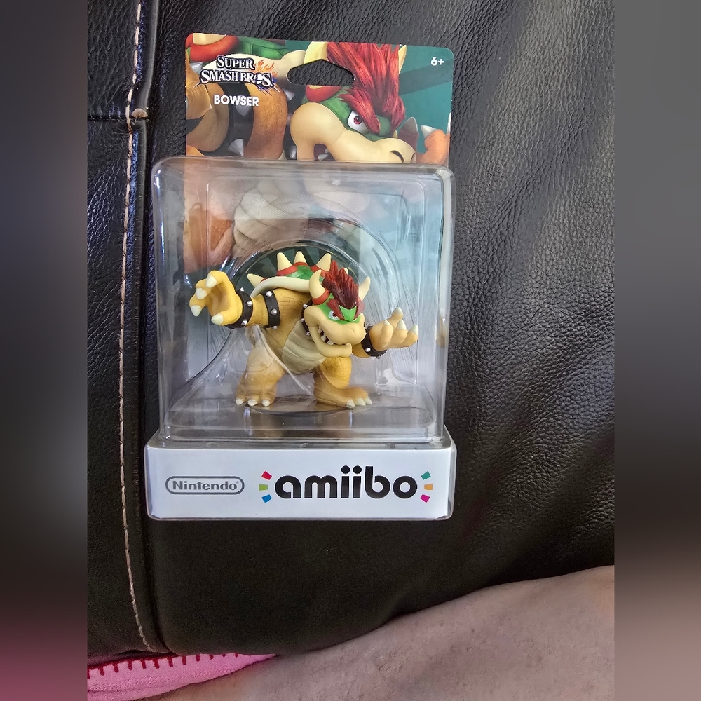 Amiibo Bowser Figure